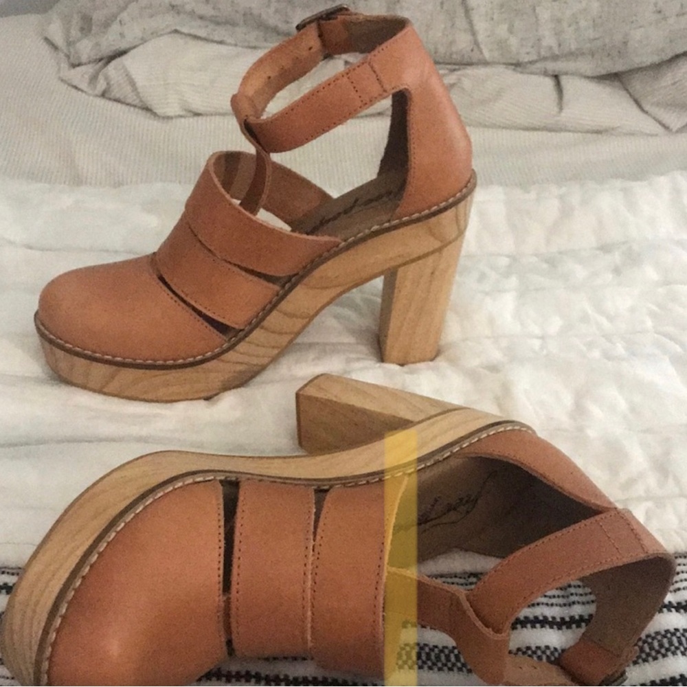 Free people platform clogs size 10/40